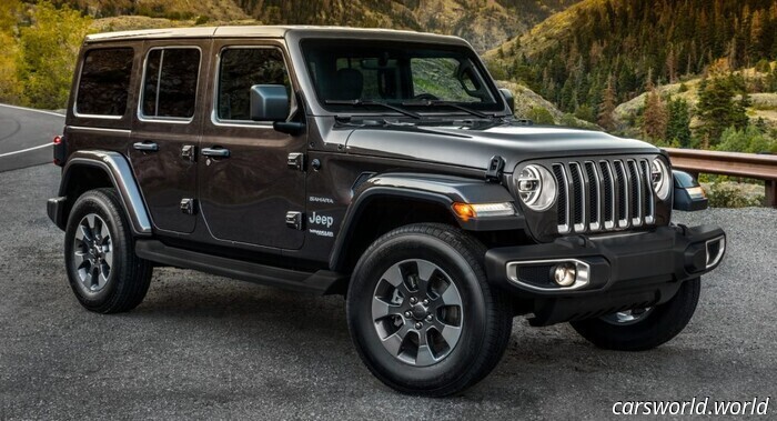 У Jeep внезапно отваливаются приборные панели, и федеральные власти требуют ответов | Carscoops